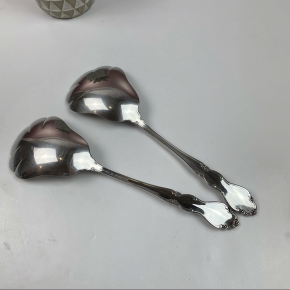Oneida Stainless Sugar Spoon Cube Set of 2 - Picture 7 of 7